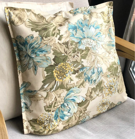 cushion-covers-beige-green-blue-flowers