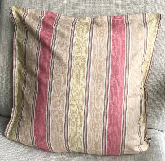 cushion-covers-beige-pink-stripe-wood-effect